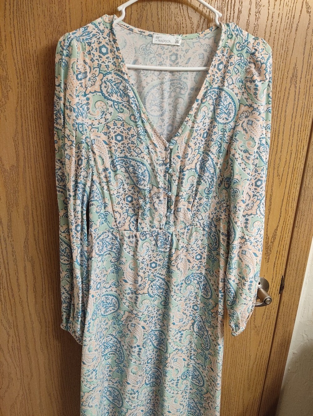 89th & Madison Blue and Cream Paisley Button-Front Long Sleeve Dress